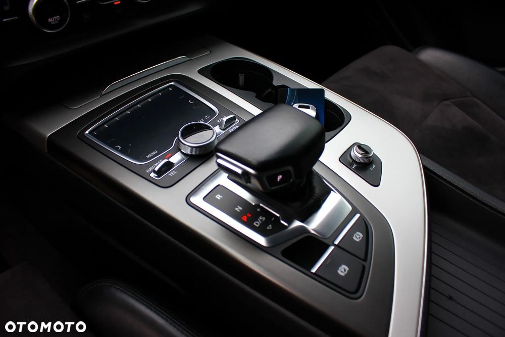 Audi Q7 - 29