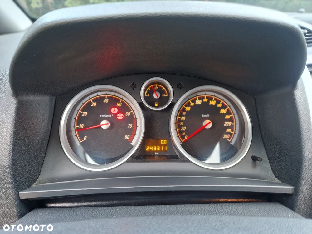 Opel Zafira - 18