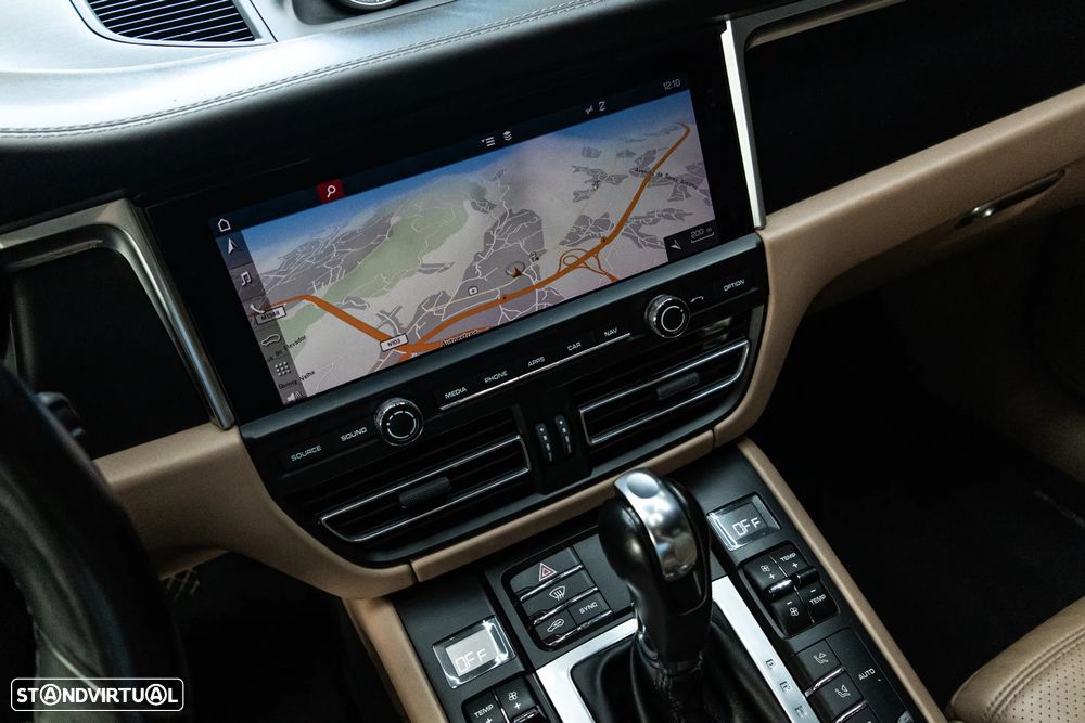 Porsche Macan Standard - 14