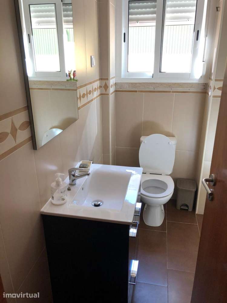 Quarto - localizado em Parque das Nações Lisbon - Grande imagem: 4/15