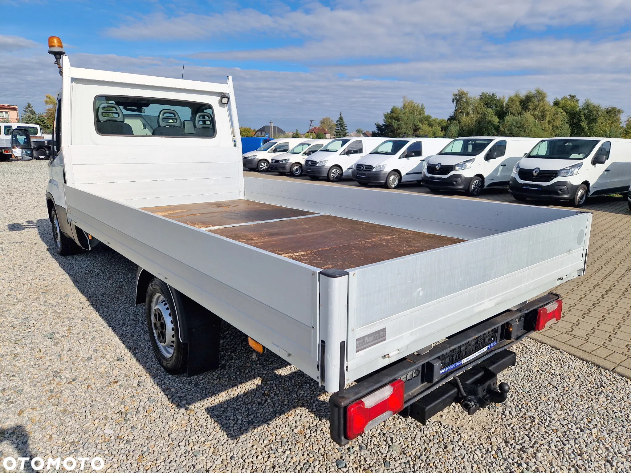 Iveco 35S15 2.3 HPI 150 KONNA SKRZYNIA 4,2M DO 3,5T GWARANCJA KLIMATYZACJA - 3