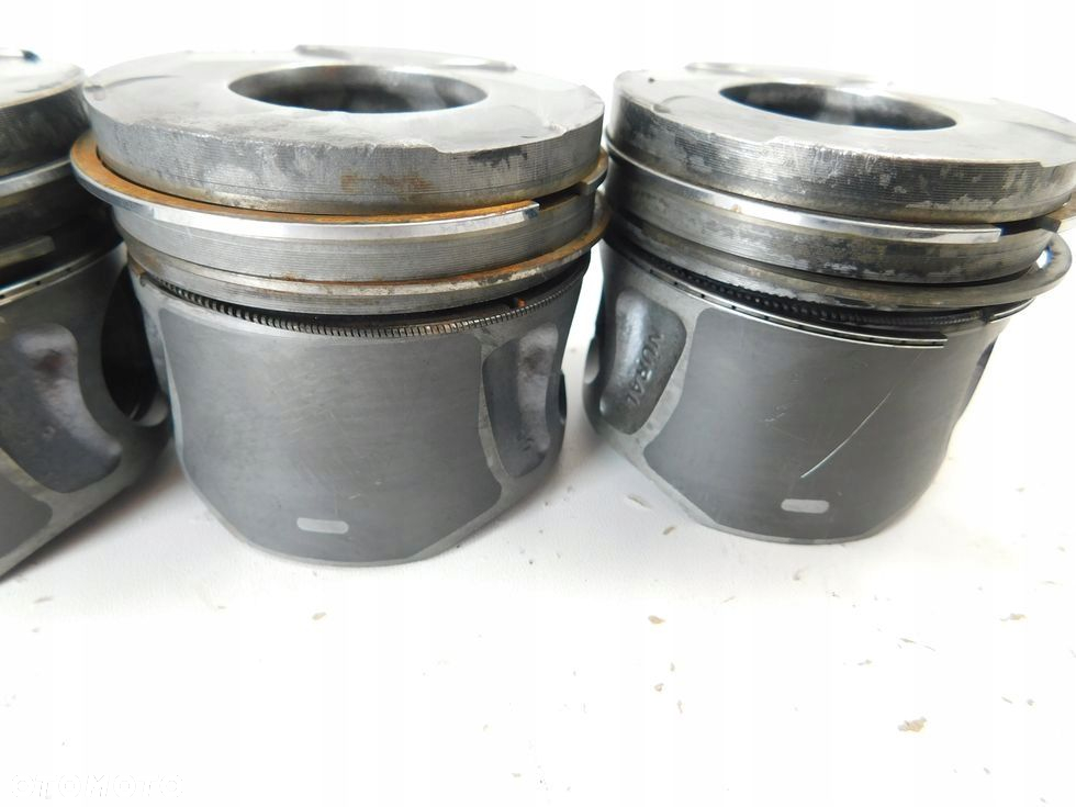 Tłok tłok Opel Vectra C Zafira B 1.9 16V CDTI Alfa Romeo 156 159 147 - 8