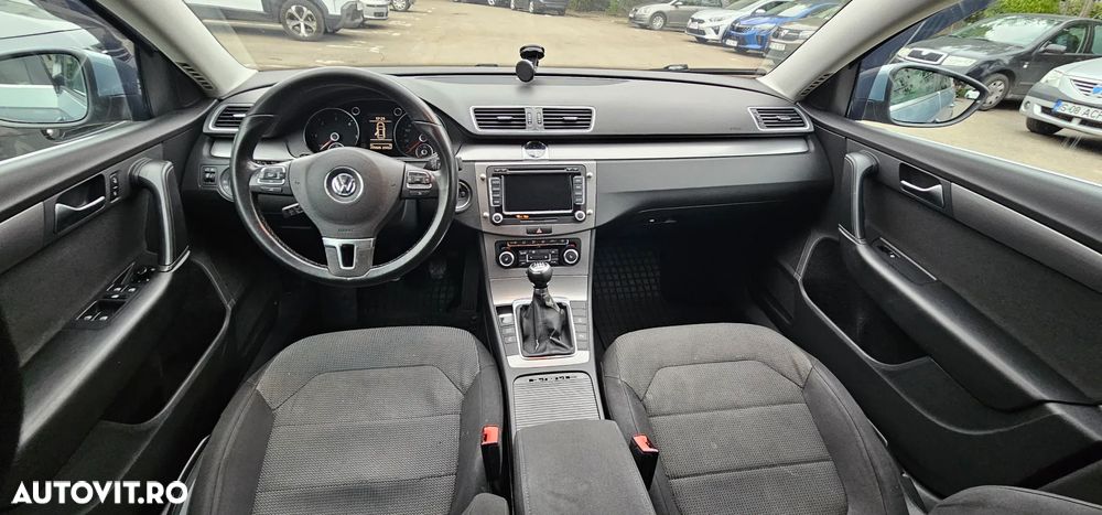 Volkswagen Passat - 5