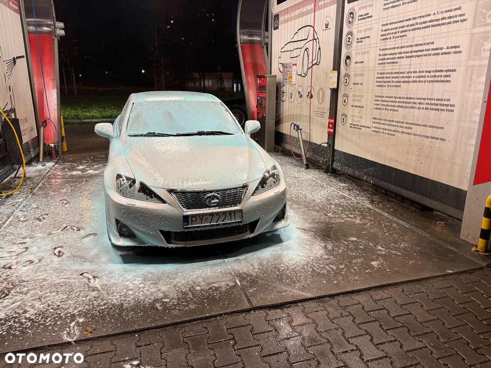 Lexus IS 220 D F Sport - 3