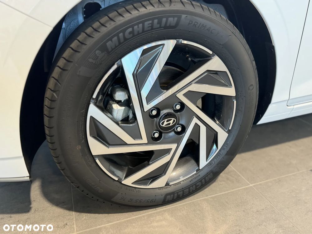 Hyundai i20 1.2 Modern - 17