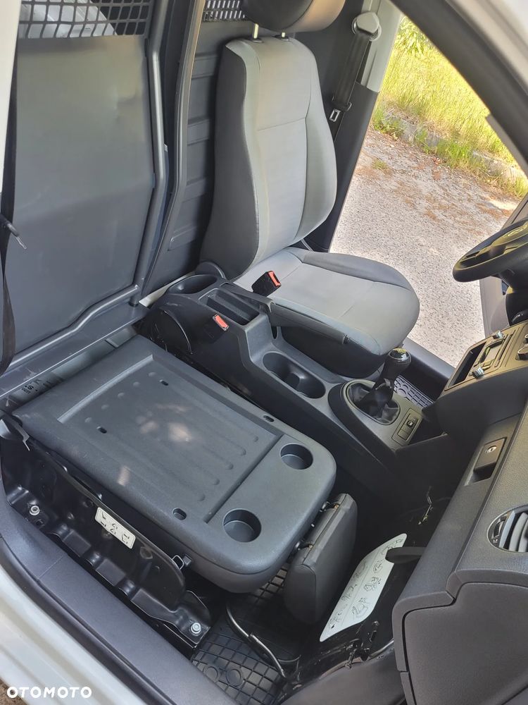 Volkswagen Caddy - 12