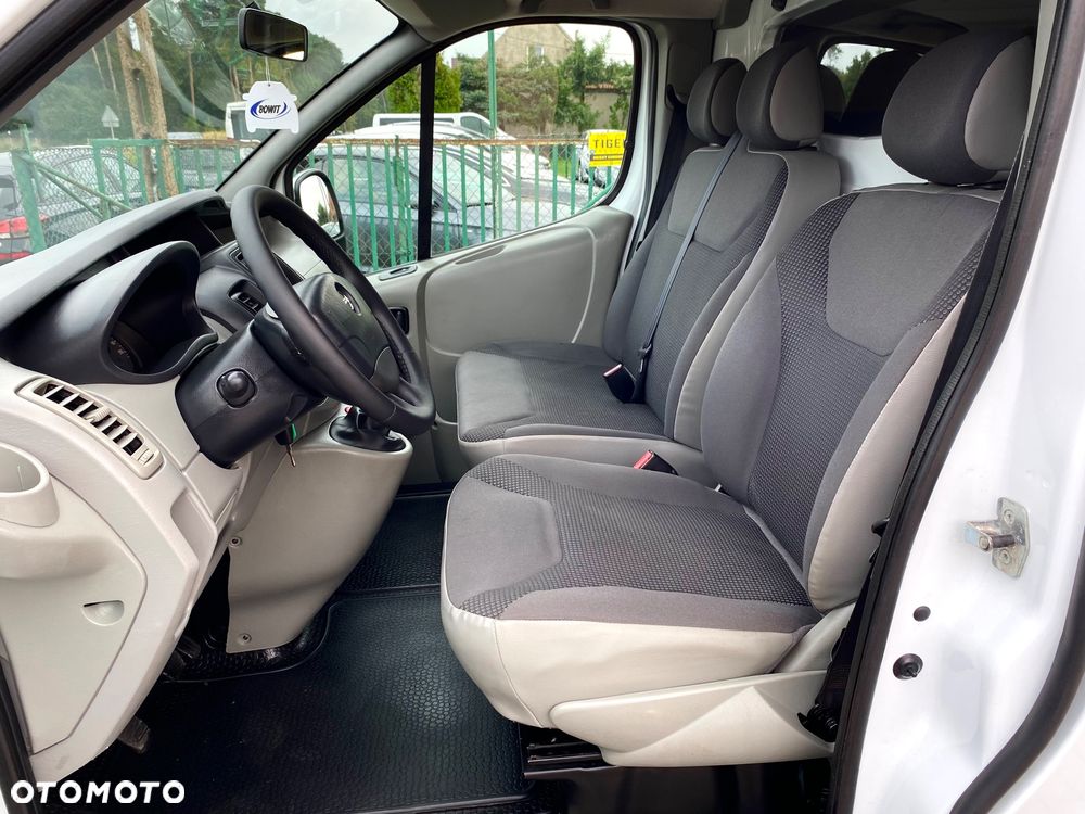 Opel Vivaro - 14