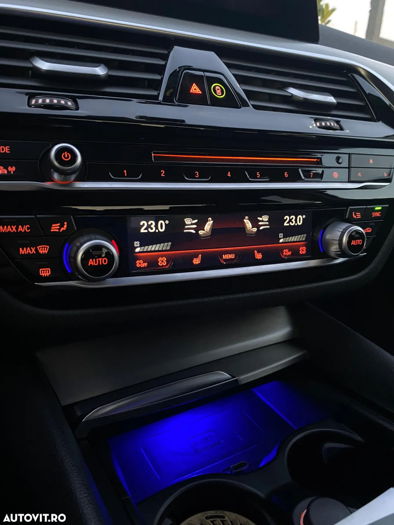 BMW Seria 5 520d xDrive AT - 16