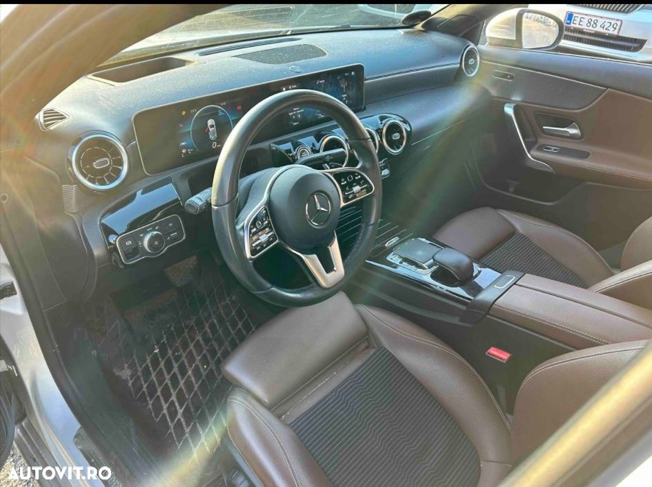 Mercedes-Benz A 180 d 7G-DCT - 5