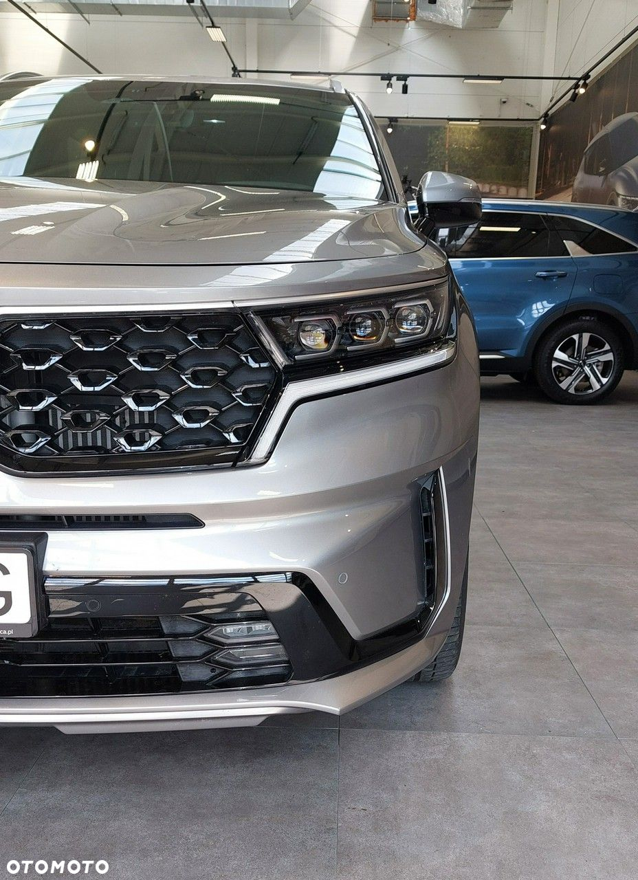 Kia Sorento - 12