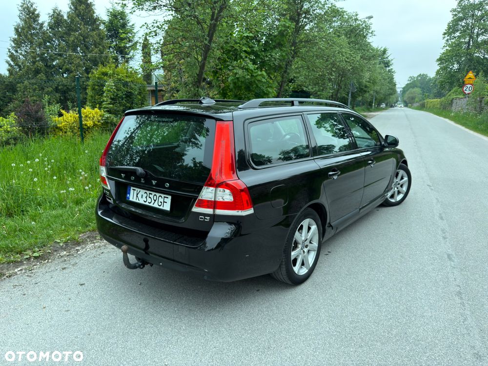 Volvo V70 D3 Geartronic Kinetic - 4