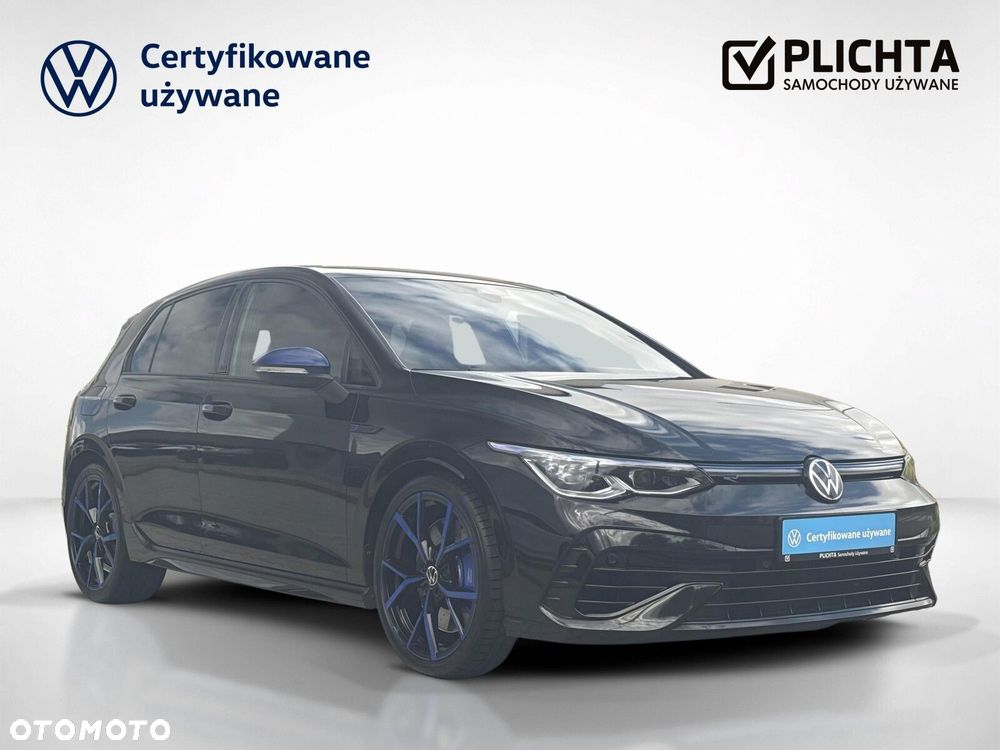 Volkswagen Golf - 8