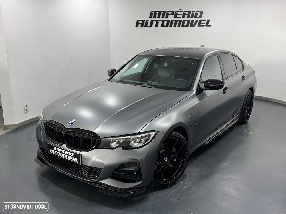 BMW 330 e Pack M Auto - 1