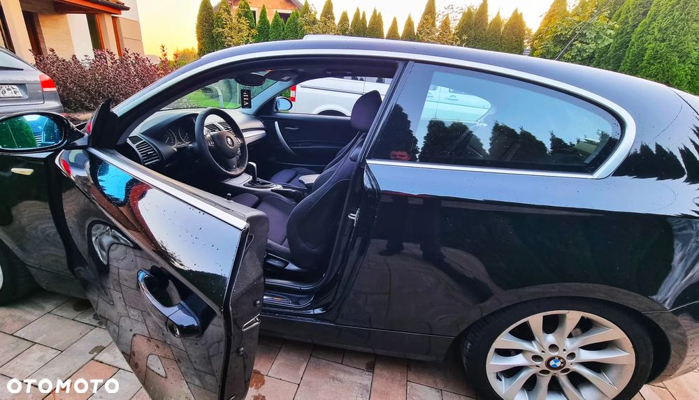 BMW Seria 1 123d DPF Edition Sport - 10