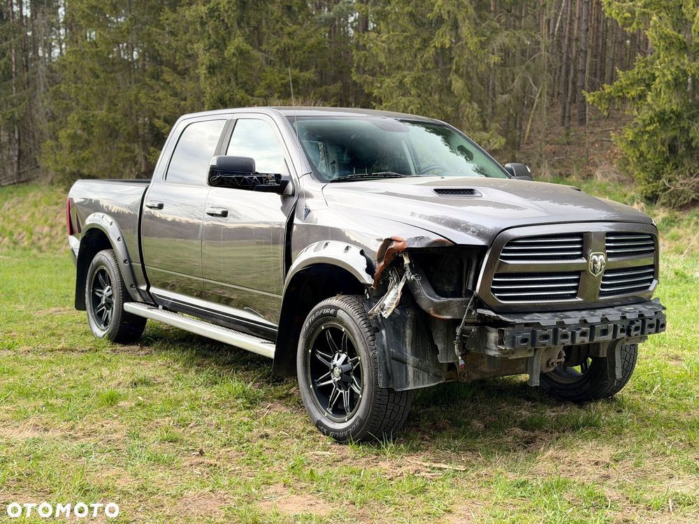 Dodge RAM 5.7 4x4 - 6
