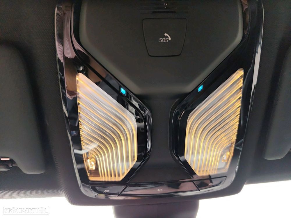 BMW 320 d Pack Desportivo M Auto - 20