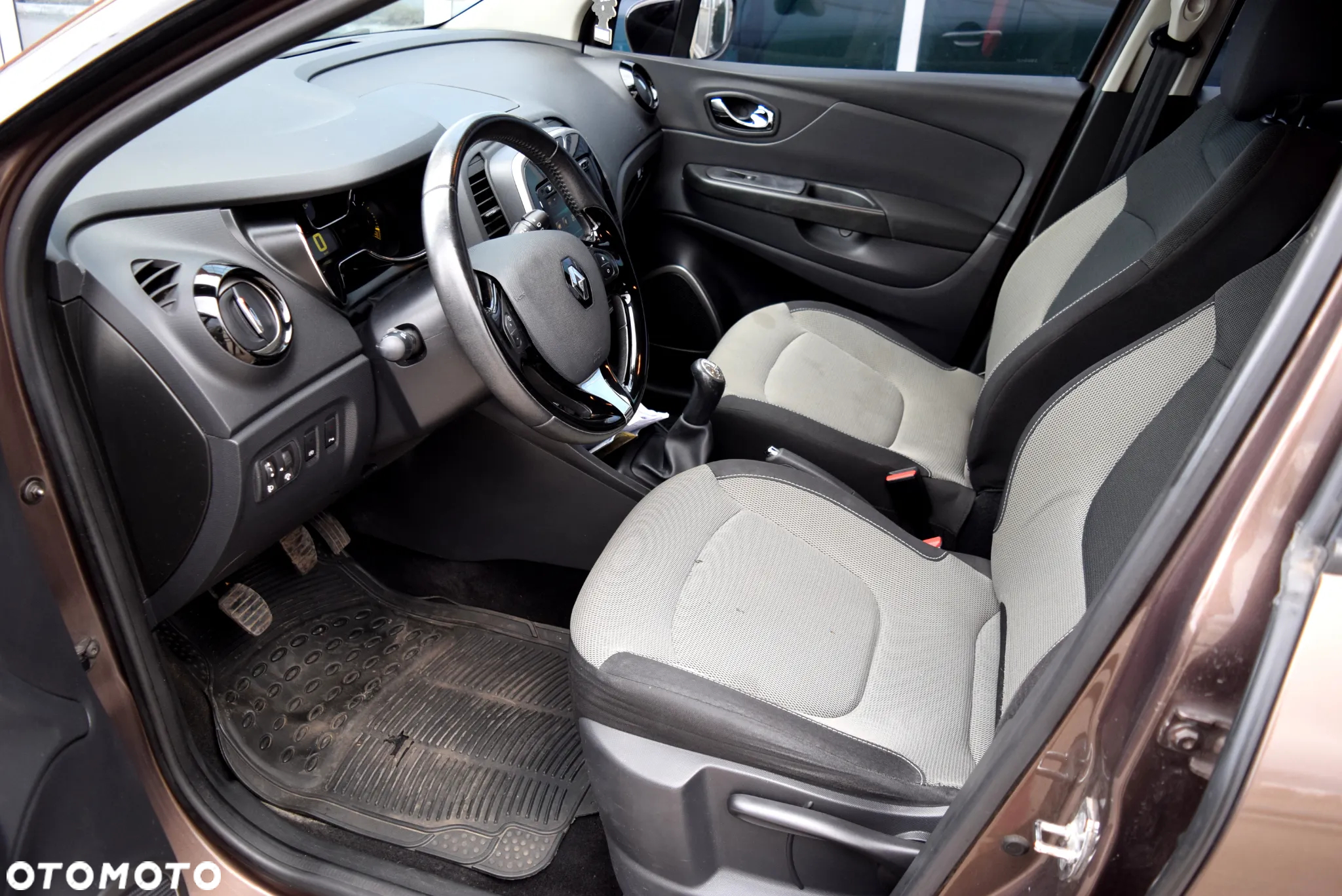 Renault Captur 1.5 dCi Alize - 6