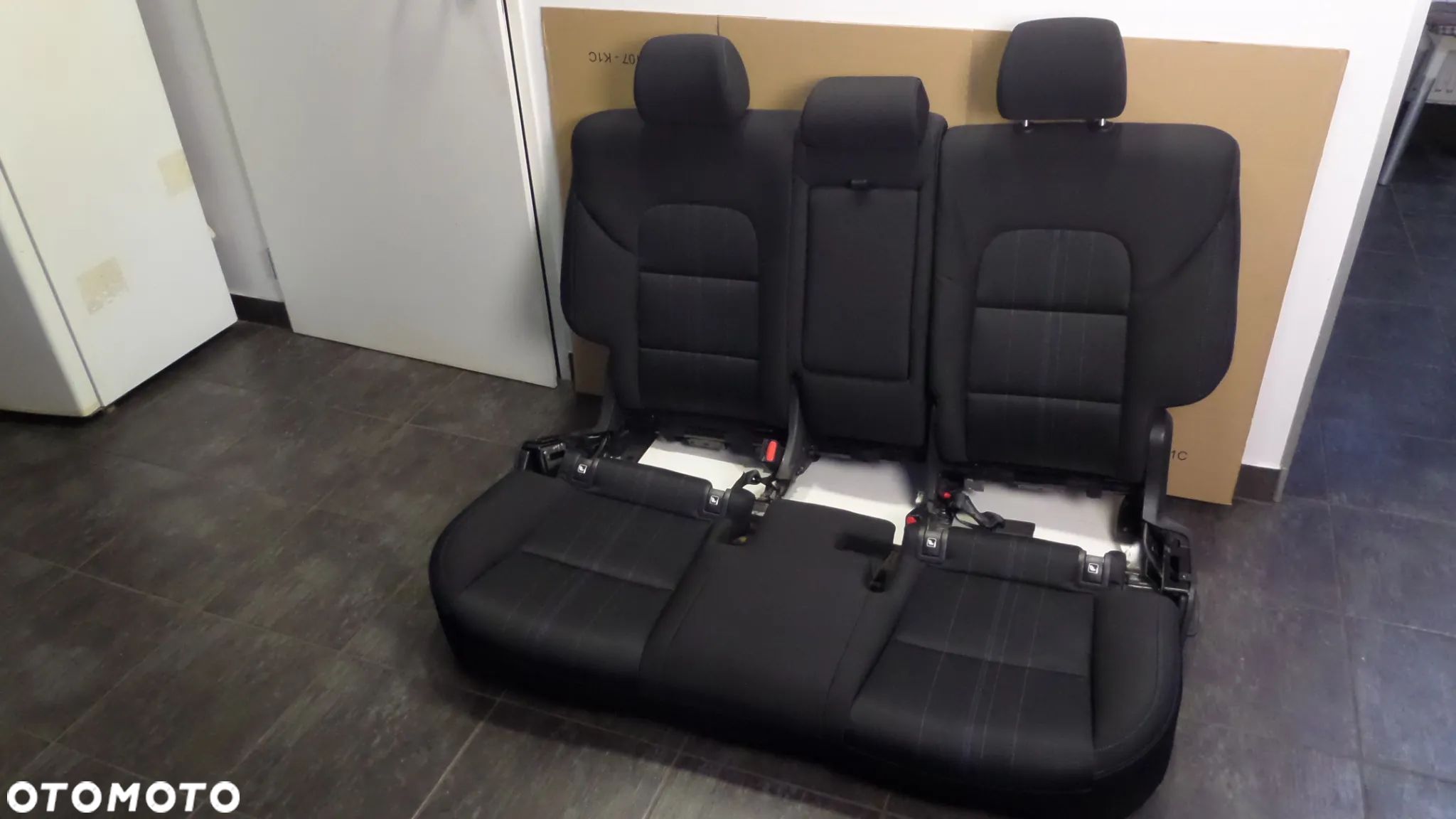 HYUNDAI TUCSON 15-20 FOTELE KANAPA TYŁ - 1