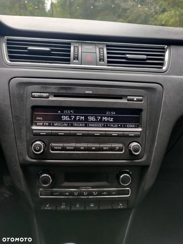 Skoda RAPID 1.2 TSI Style - 14