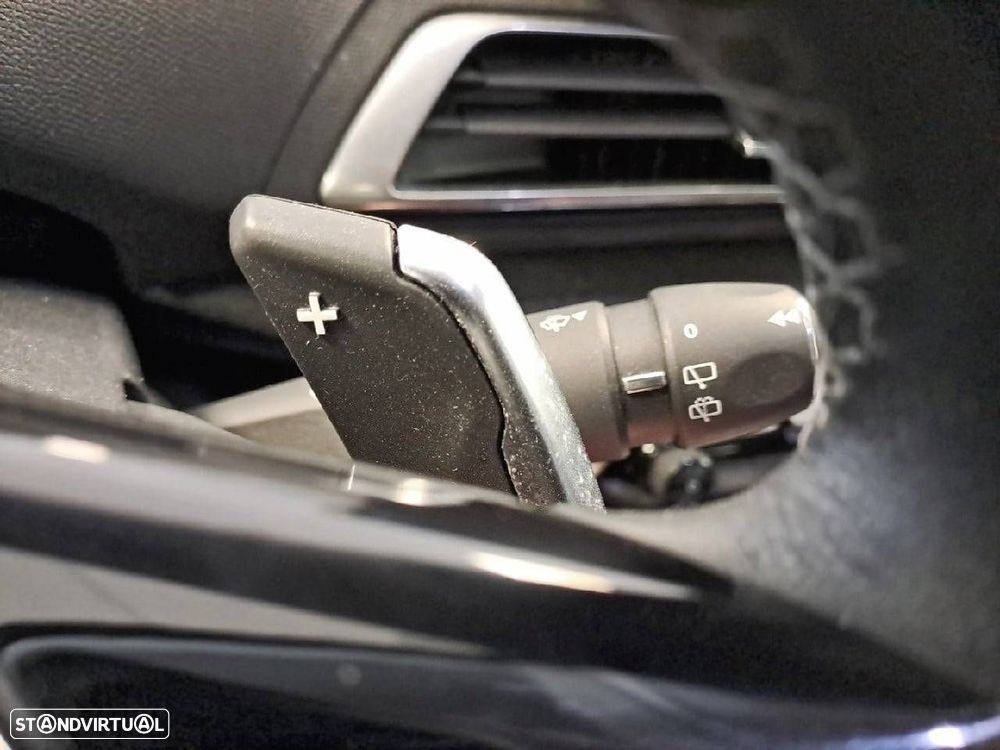 Peugeot 3008 1.5 BlueHDi Allure Pack EAT8 - 15