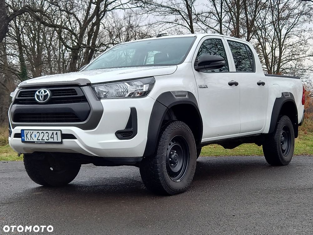 Toyota Hilux - 10