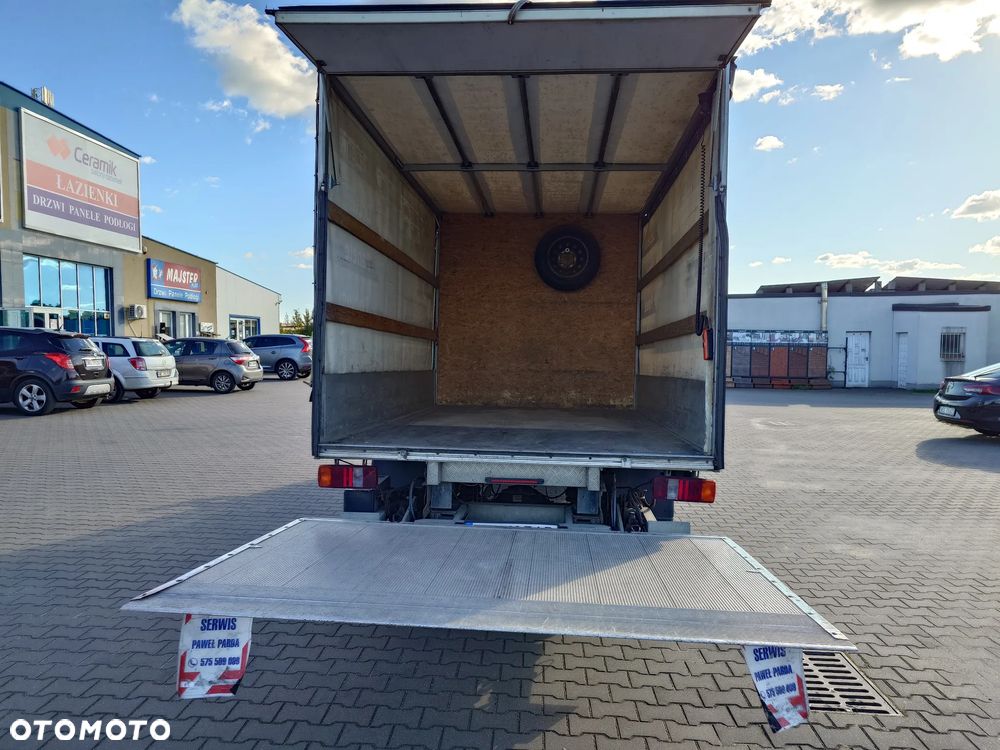 Ford Transit - 12