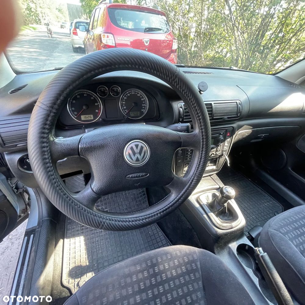 Volkswagen Passat 1.8T Comfortline - 20