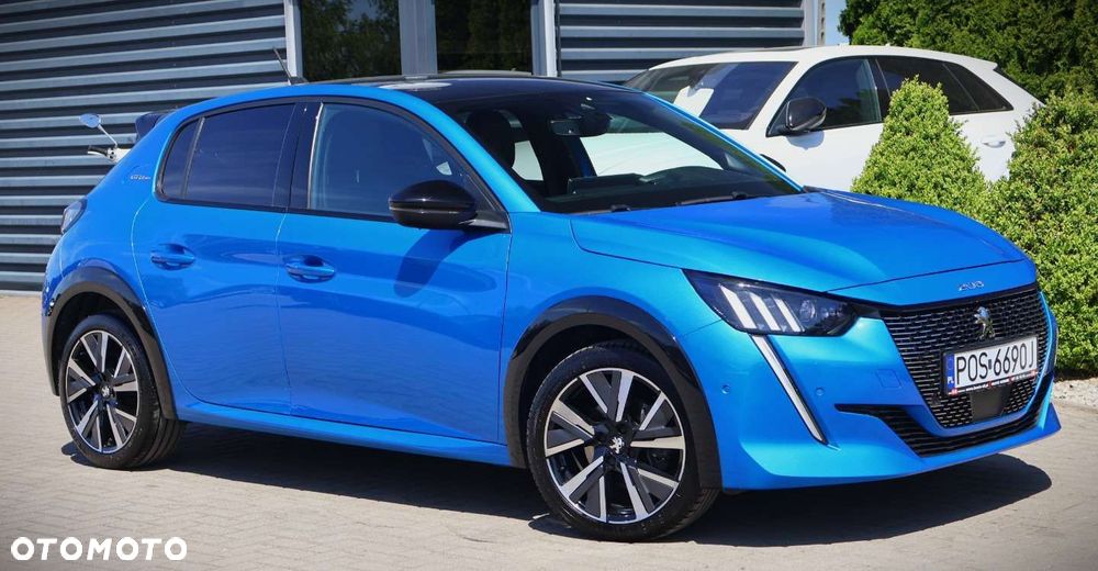 Peugeot 208 - 4