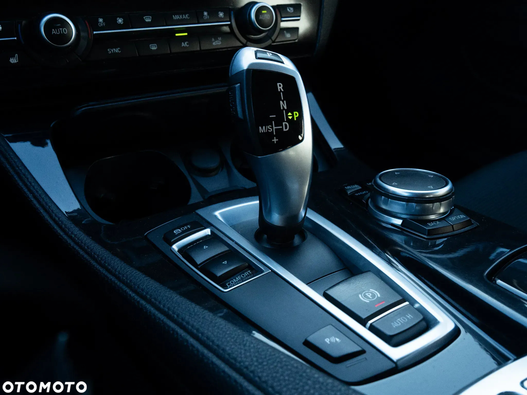 BMW Seria 5 518d Business Edition - 19