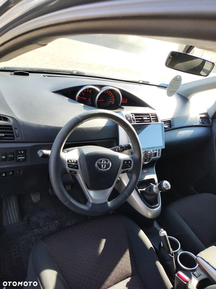 Toyota Verso 2.0 D-4D Sol - 8
