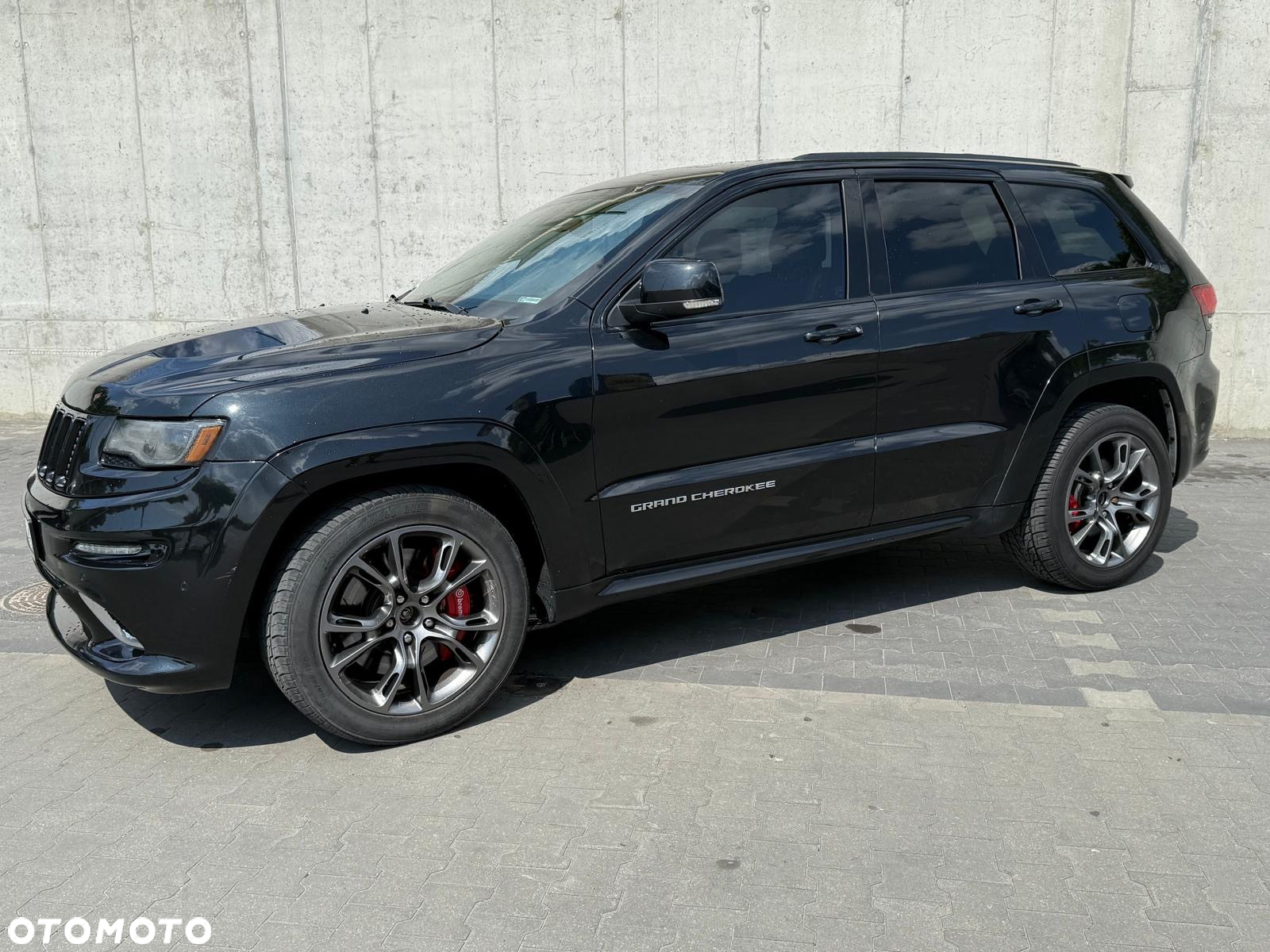 Jeep Grand Cherokee - 16