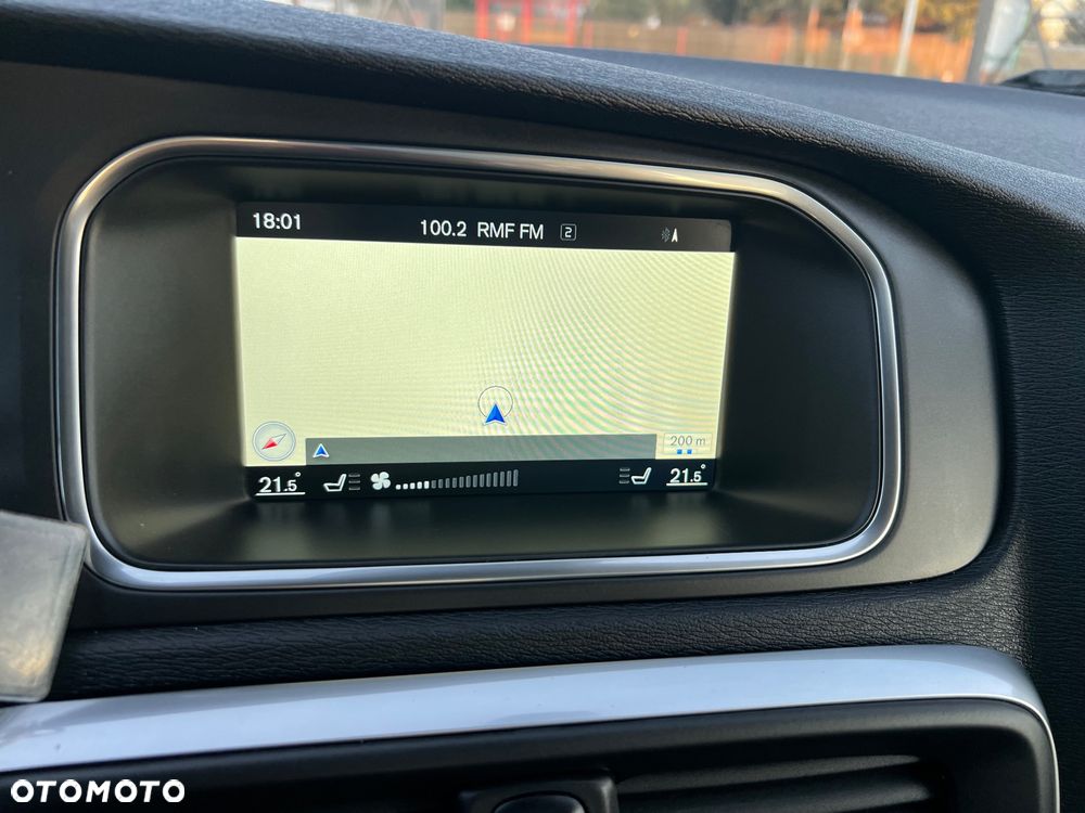 Volvo V40 Cross Country D3 Geartronic Momentum - 16
