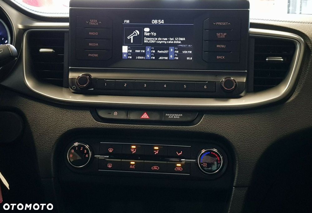 Kia Ceed 1.6 CRDi mHEV S - 20