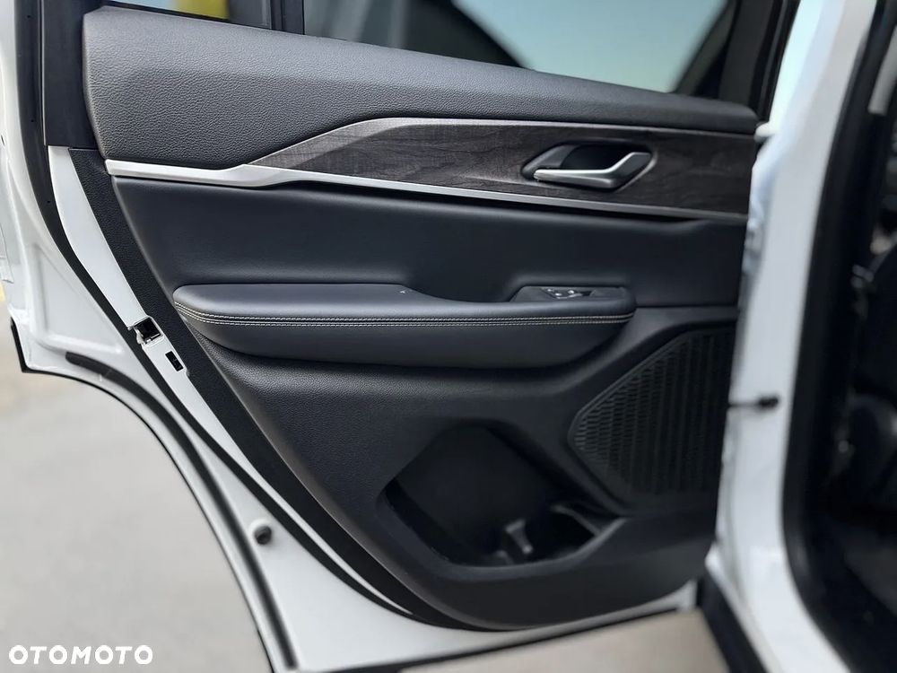Jeep Grand Cherokee 3.6 V6 Limited - 26