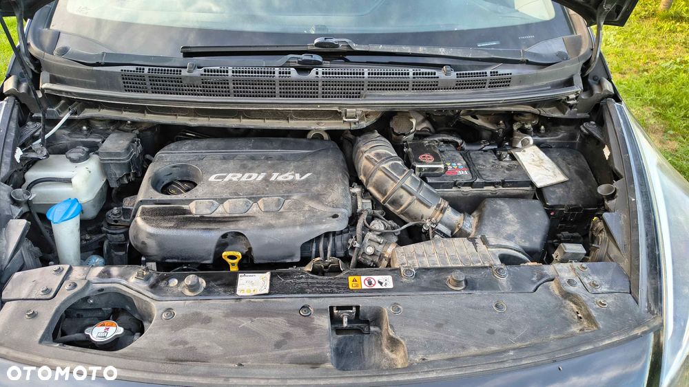 Kia Carens 1.7 CRDi L - 18