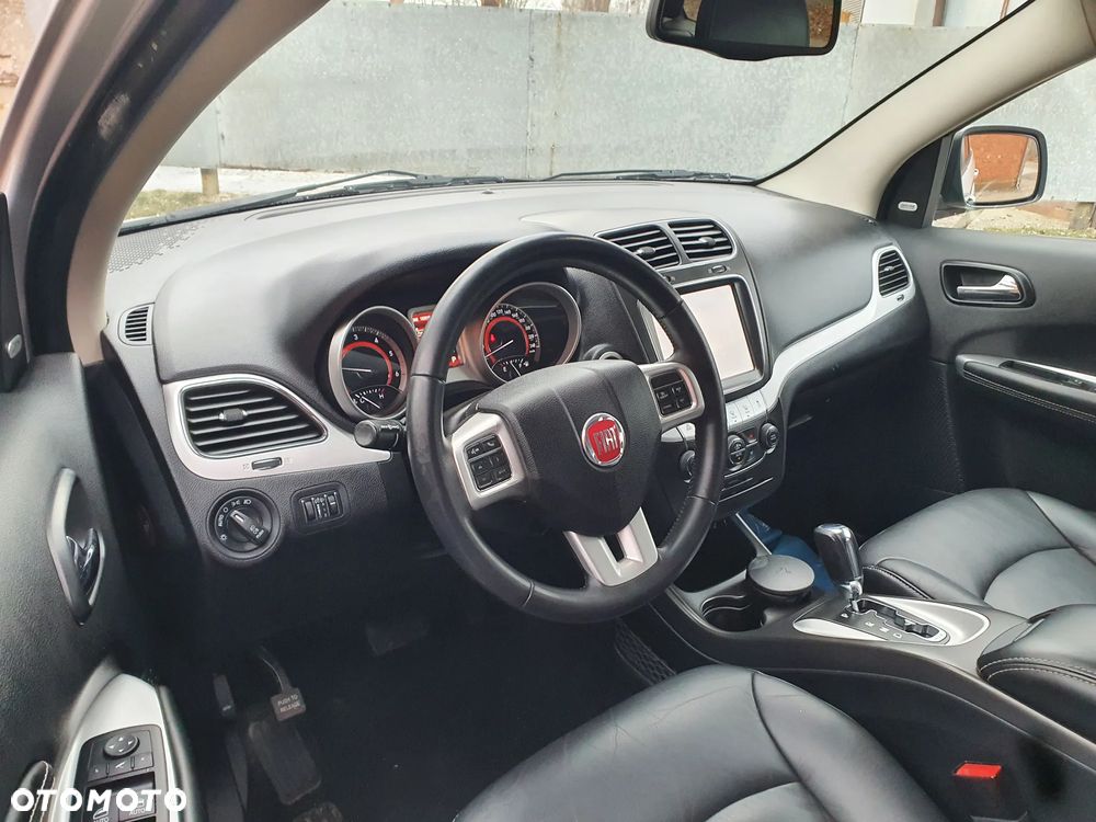 Fiat Freemont 2.0 Multijet 16V DPF Automatik Allrad Black Code - 11