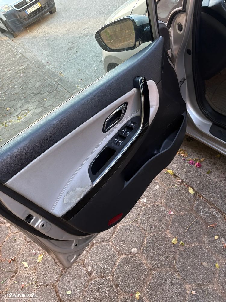 Kia Ceed SW 1.6 CRDi - 12