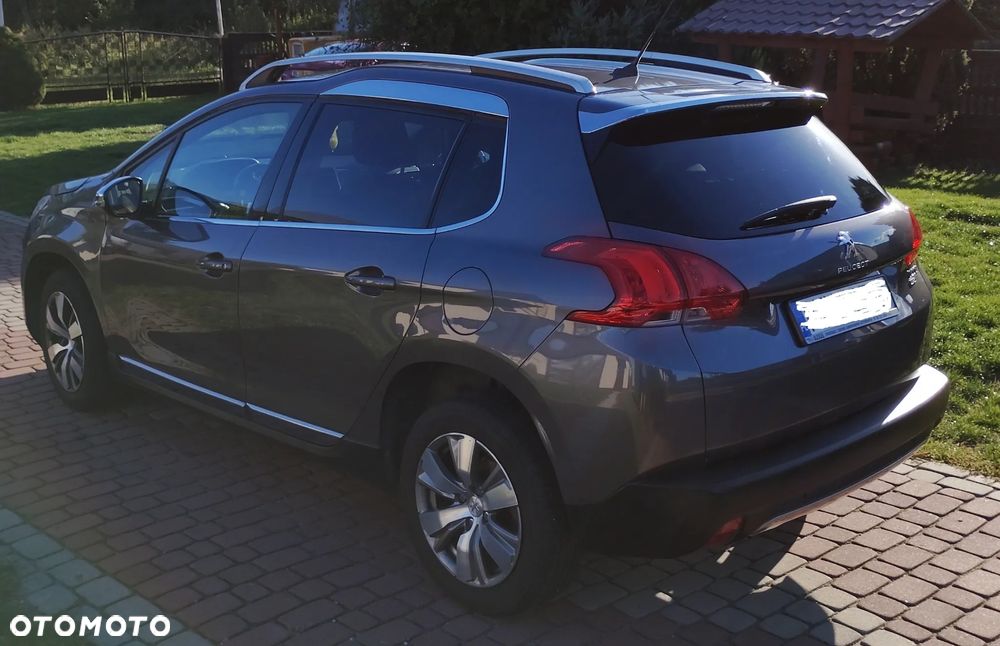 Peugeot 2008 1.6 e-HDi Allure S&S - 3