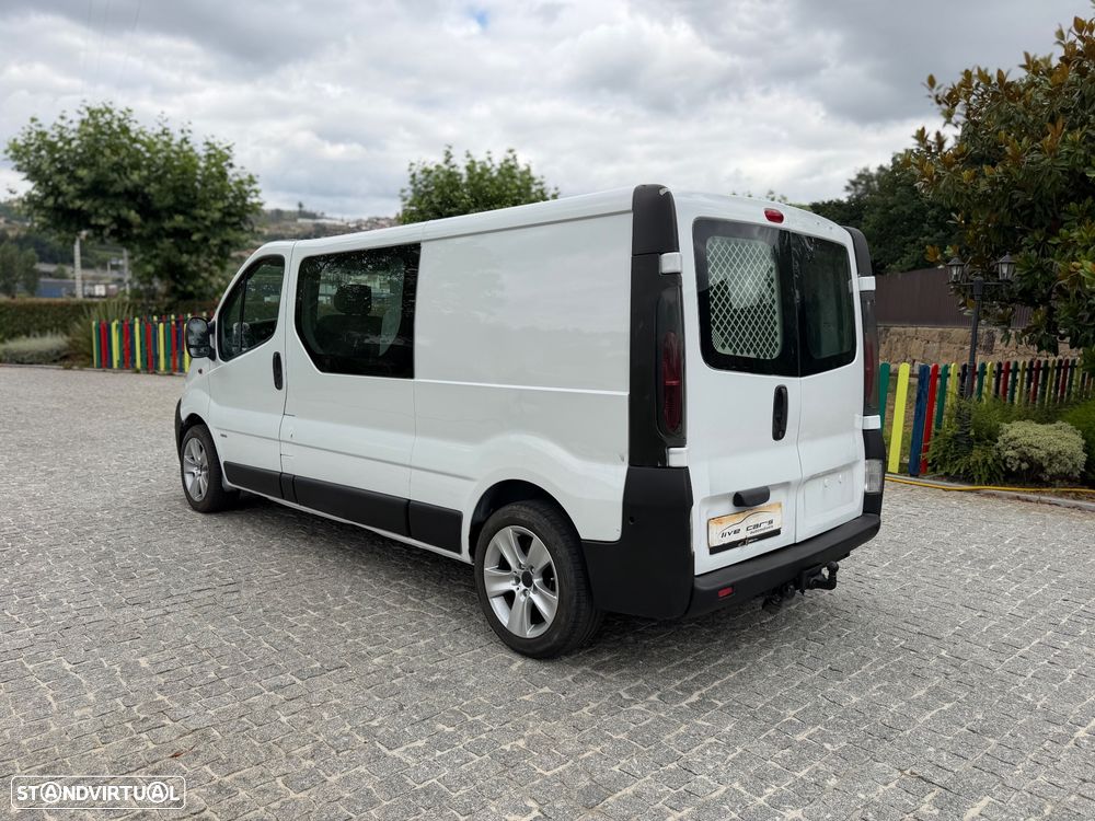 Opel Vivaro 1.9 Di L2 H1 - 4