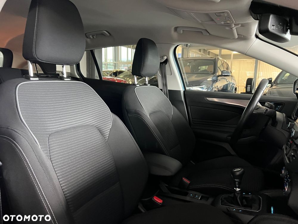 Ford Focus 1.0 EcoBoost Titanium Business - 38