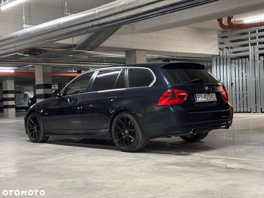 BMW Seria 3 335xi - 4