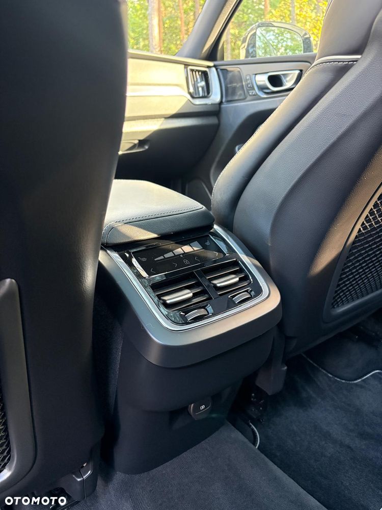 Volvo XC 60 - 10