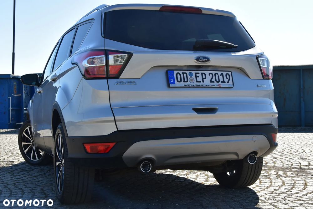 Ford Kuga 1.5 EcoBoost 4x4 Titanium - 6