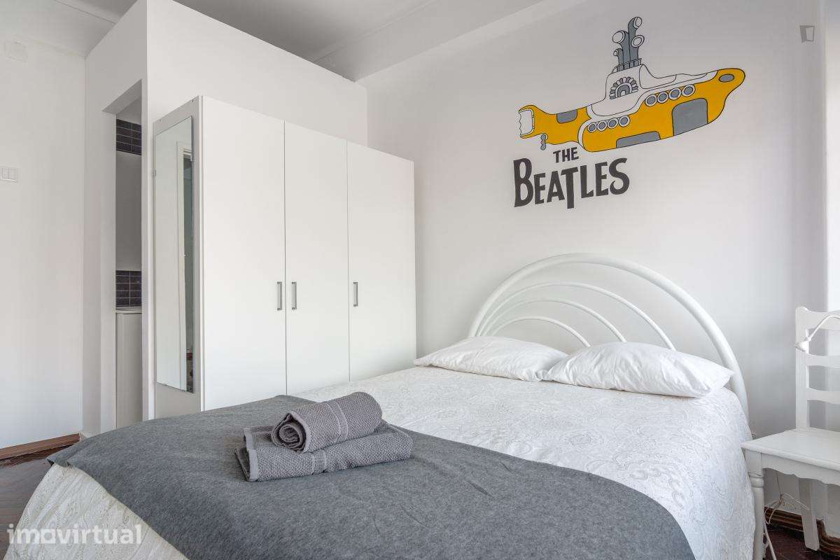 Quarto - localizado em Alcântara Lisbon - Grande imagem: 4/29