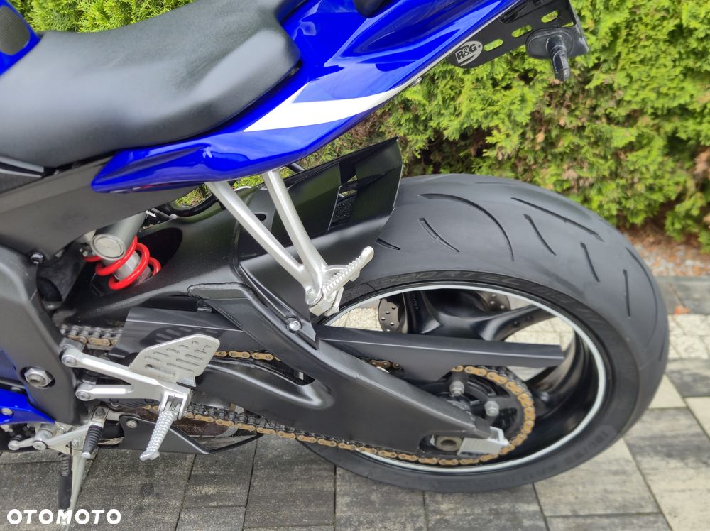 Yamaha R6 - 19