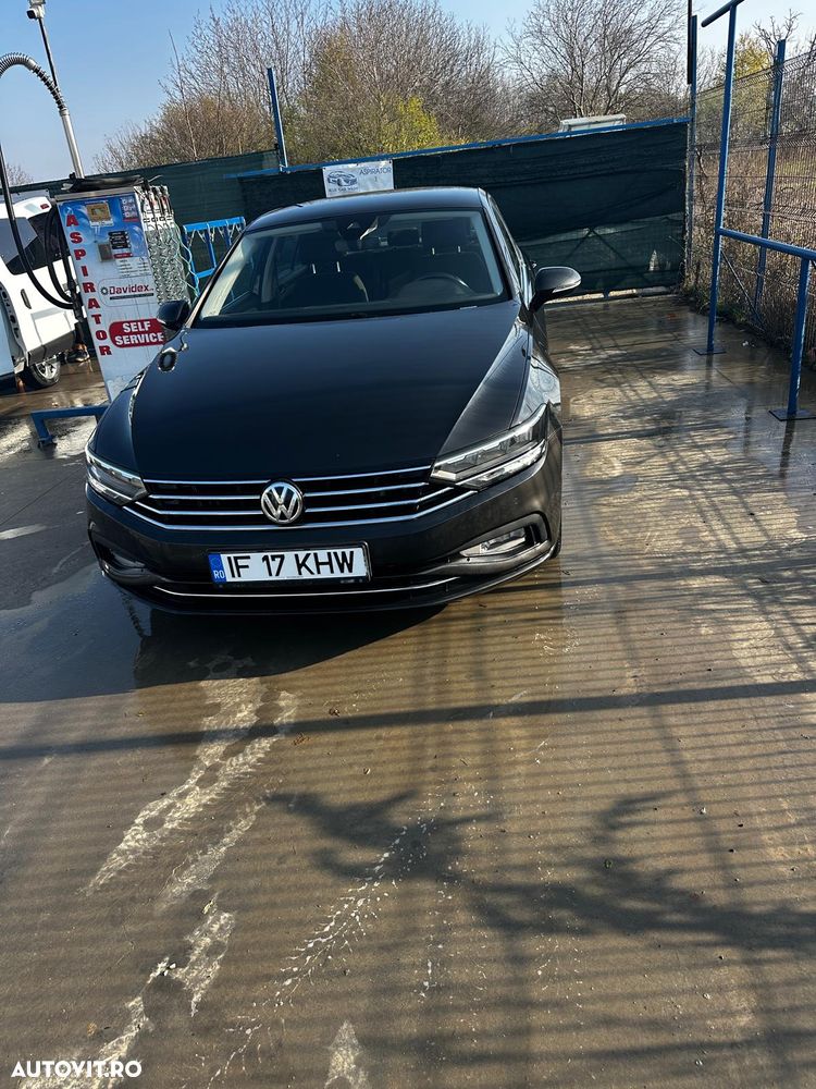 Volkswagen Passat 2.0 TDI DSG Trendline - 3