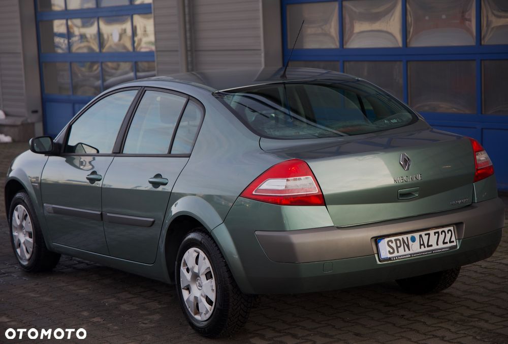 Renault Megane 1.4 Authentique - 9