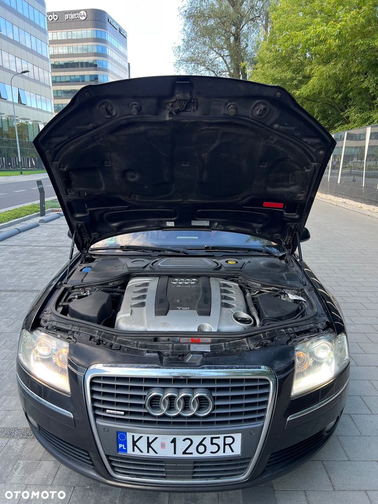 Audi A8 4.2 TDI L Quattro - 32