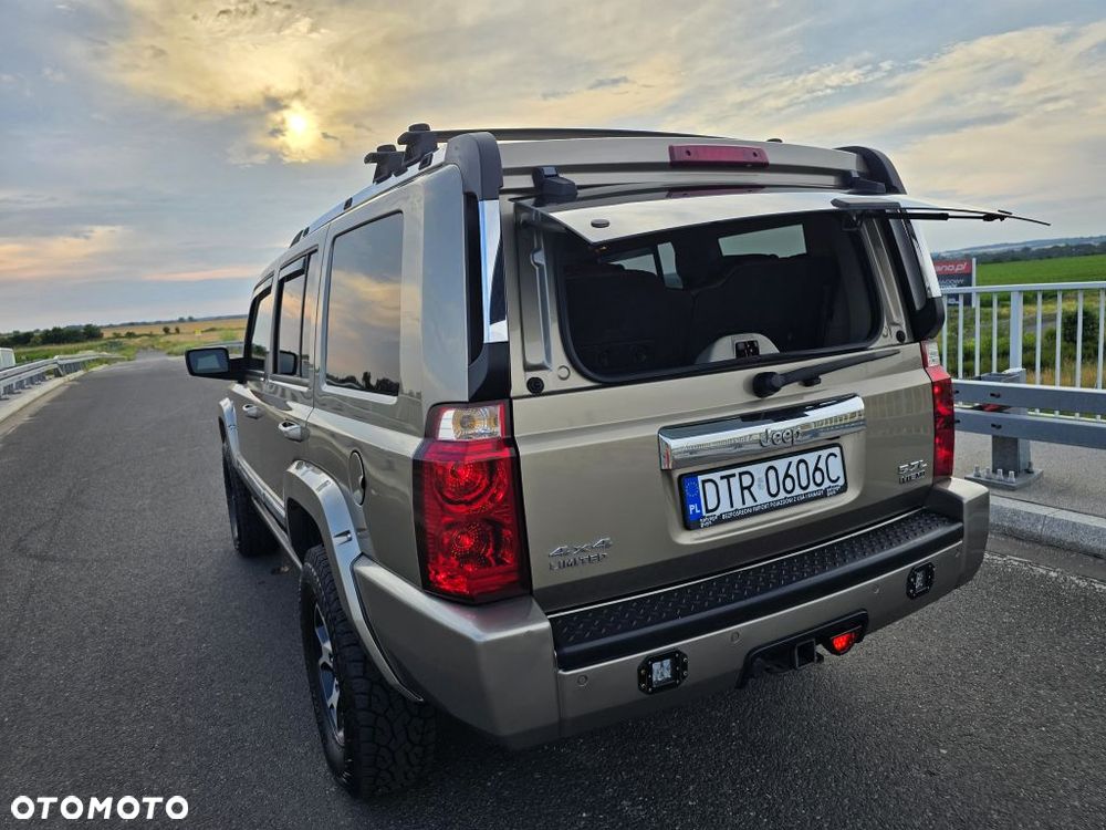 Jeep Commander 5.7 V8 HEMI Automatik Limited - 26