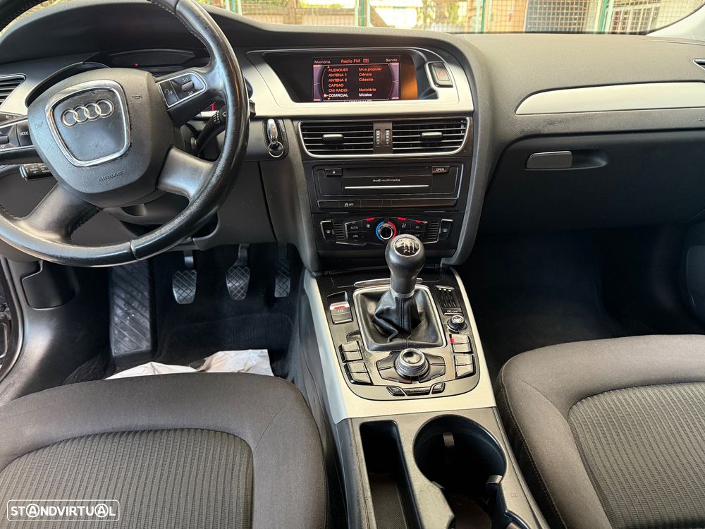 Audi A4 Avant 2.0 TDI DPF Ambiente - 6